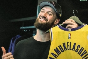 腾讯nba直播免费高清在线观看直播_腾讯nba直播免费高清在线观看在线直播_免费观看腾讯nba直播免费高清在线观看直播