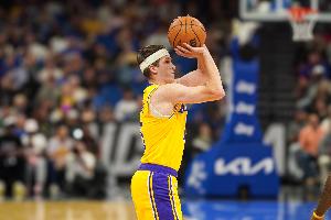 nba直播间黑白直播_nba直播间黑白在线直播_免费观看nba直播间黑白直播