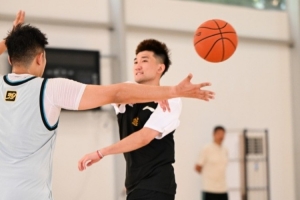 nba直播吧在线观看雨燕直播直播_nba直播吧在线观看雨燕直播在线直播_免费观看nba直播吧在线观看雨燕直播直播