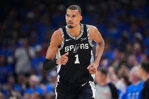 nba直播间免费观看直播24直播_nba直播间免费观看直播24在线直播_免费观看nba直播间免费观看直播24直播